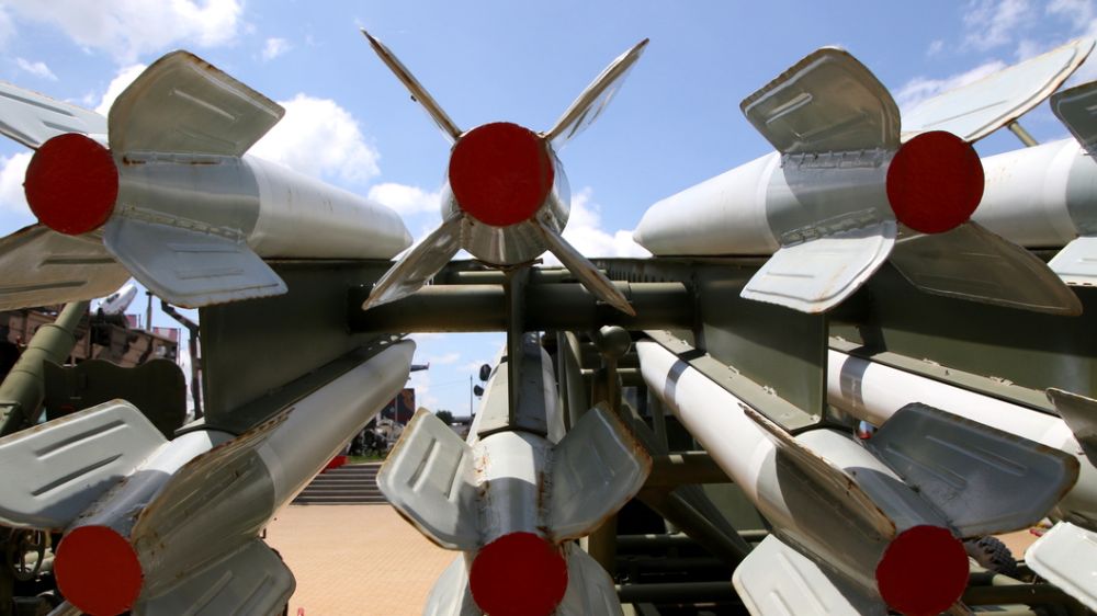 ����� �� ��������������� 2 ������: ���� �������� ������, ��� ���� ������, �������