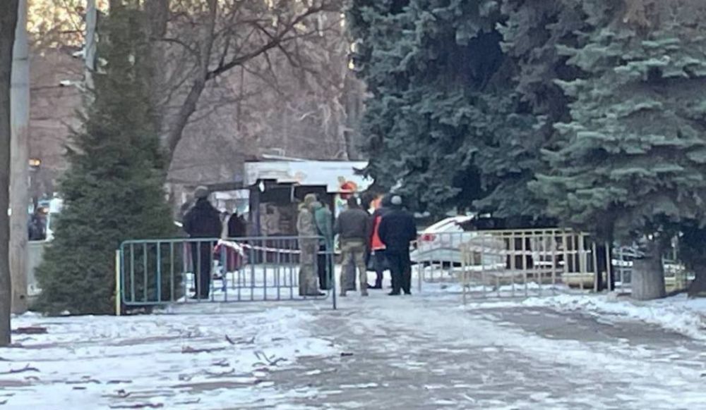 � ������ ��������������� ��������� ����� ����������, ������� 1 �������� � �������� ��� ������� 2 �����������