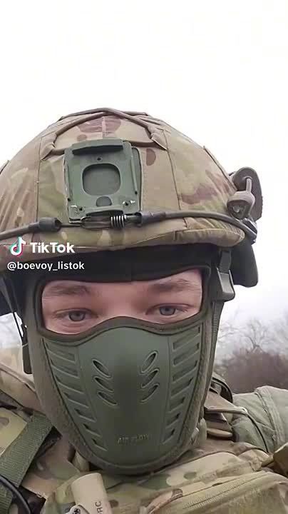   !         