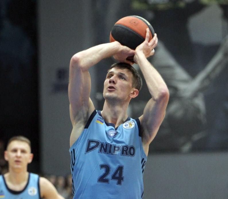 ������������� ������� ������� ����� � ������ � ������ � ���������, �������� �� ����� �� �����������