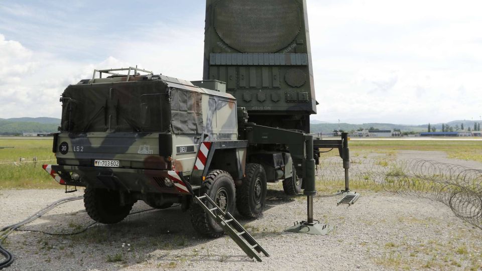         AN/MPQ-53     MIM-104 Patriot,             -...