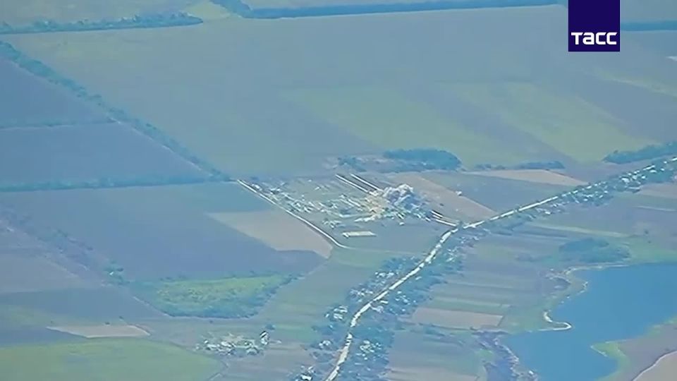 ВСУ бросили группу раненых сослуживцев после авиаудара в Днепропетровской области, сообщили ТАСС в российских силовых структурах