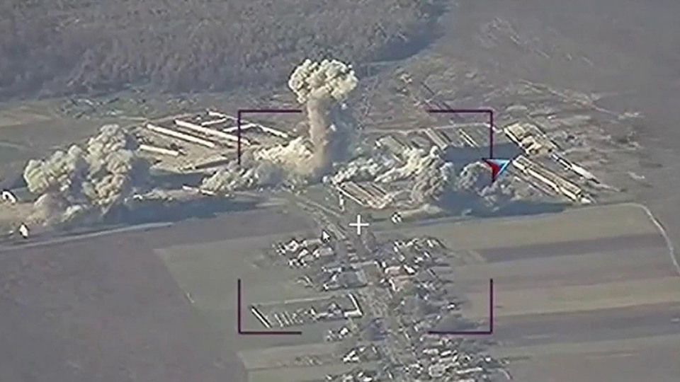 Российская армия наносит удары по объектам ВСУ в тыловых районах Украины