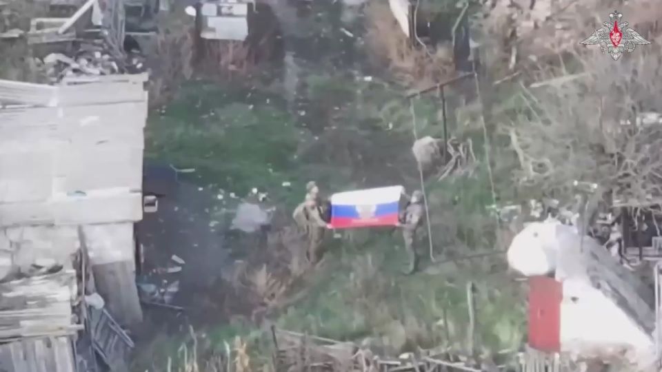   36-    29-                   ...