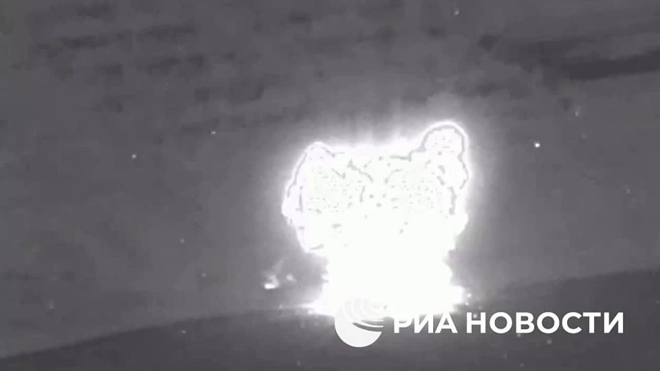 Минобороны опубликовало видео уничтожения, как заявляется, самоходных пусковых установок ПКРК «Нептун» и РСЗО HIMARS в Днепропетровской области