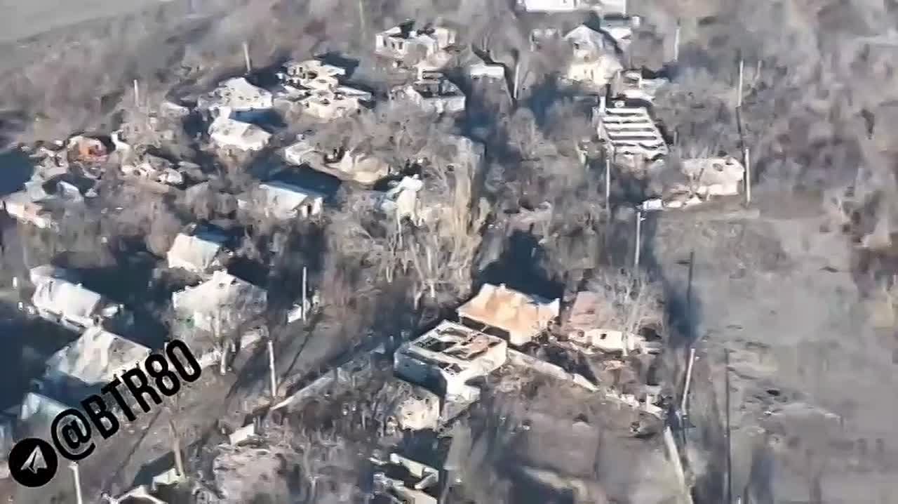 Группировка ЦЕНТР наступает в Днепропетровской области и зачищает окруженный Димитров