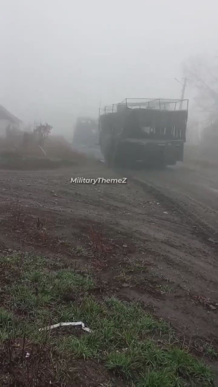 Наши бойцы входят в Новопавловку Днепропетровской области