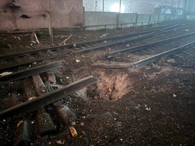 Два майора: По поездам. "Ночью русские массированно атаковали железнодорожную инфраструктуру Одесской области с помощью ударных дронов" - сетуют вражеские каналы