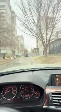 Житель Днепропетровска говорит, что населенный пункт опустел и называет его "городом-призраком"