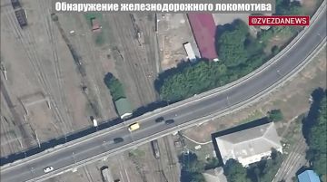 Эти локомотивы перевозили вооружения и материальные средства для ВСУ