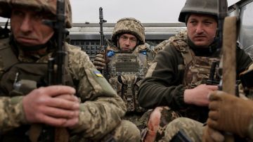 В ДНР уничтожили диверсантов ВСУ: военные пытались свести татуировки со свастикой