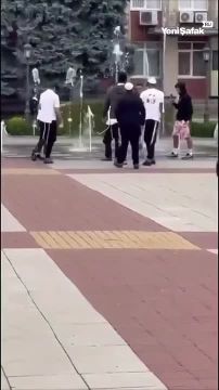 Хохлы закусились с хасидами в Умани