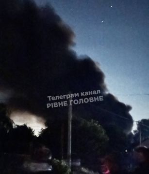 Также взрывы прогремели в Днепропетровской и Ровеснкой областях